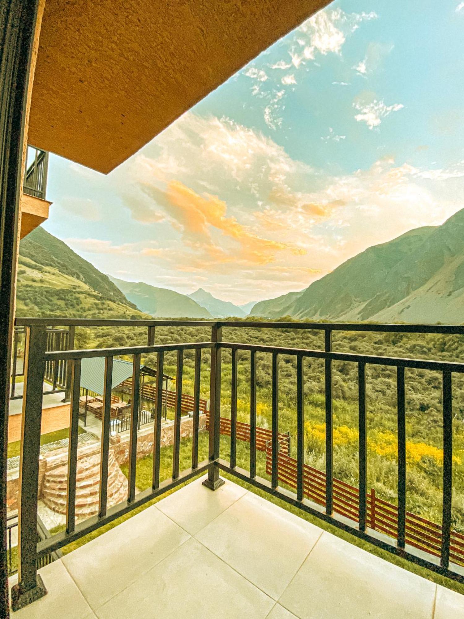 Hotel Gold Kazbegi Luaran gambar